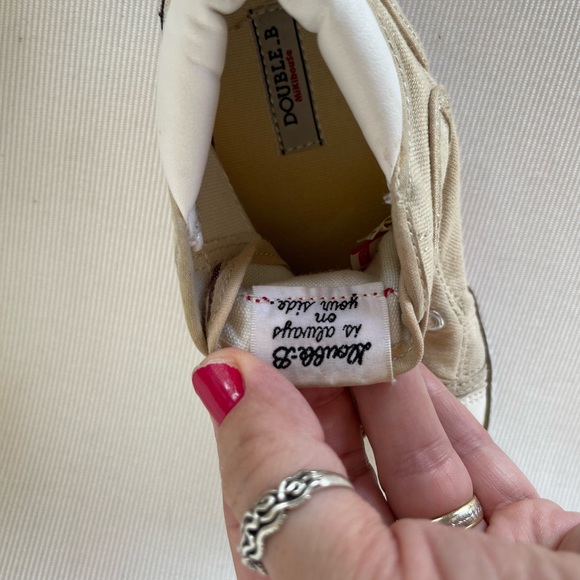 MINI HOUSE Baby Unisex High Top Sneakers Color Beige Size 16 Us 10 First steps. - Picture 12 of 15